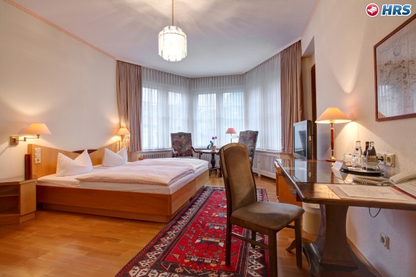 Unter den Linden Parkhotel (Halberstadt)